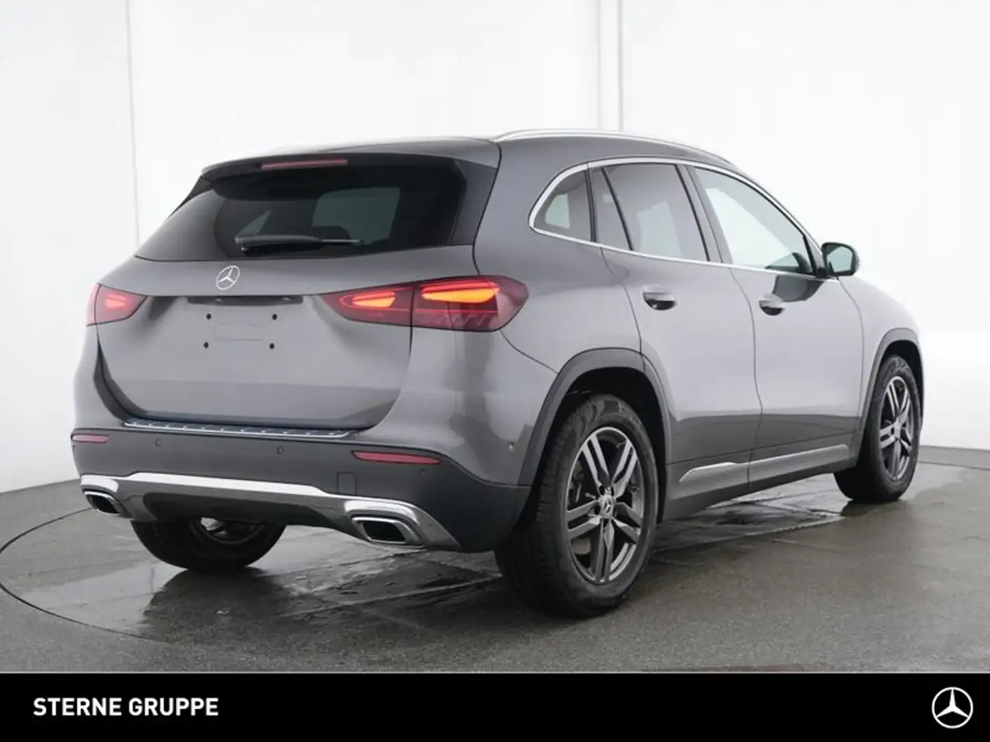 Mercedes-Benz GLA 250 GLA 250 4M Distr LED Totwi 360° Kam SHZ 18" MBUX Grau - 2