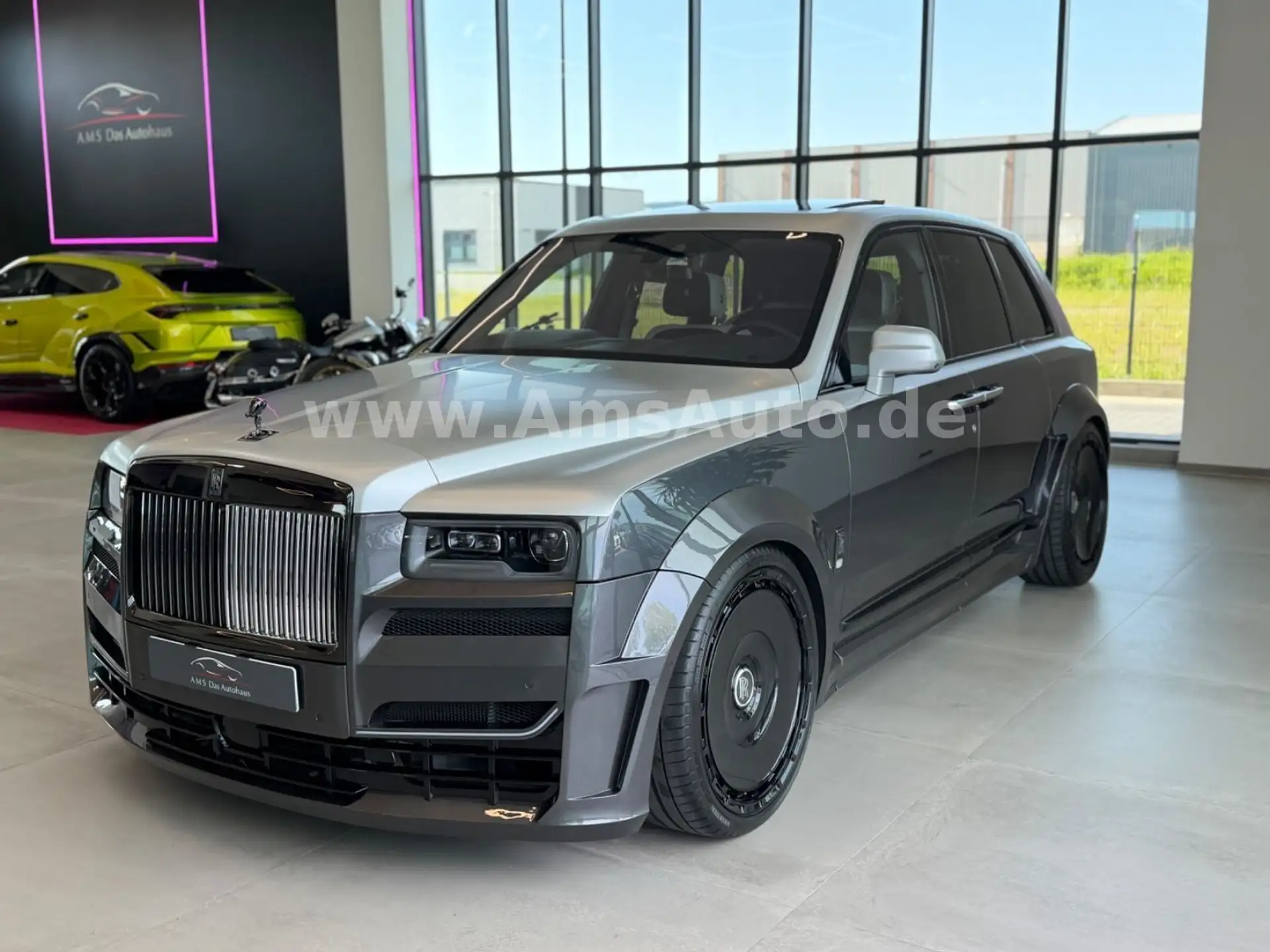 롤스로이스 컬리넌 2022 회색 사진 2
