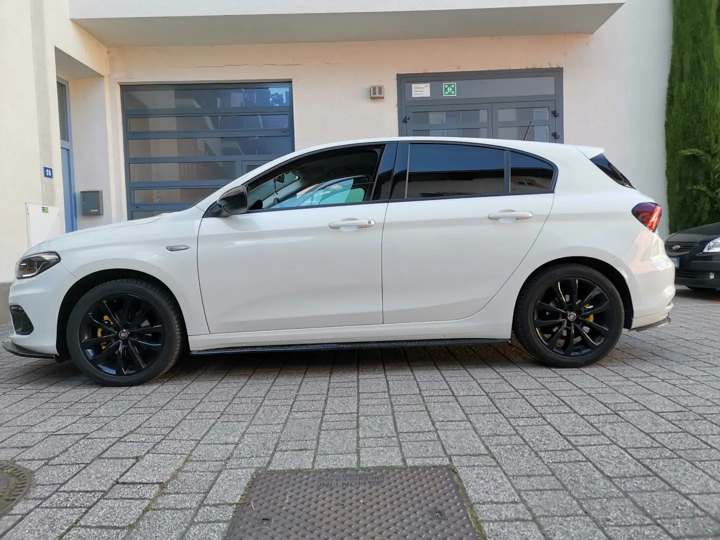 Fiat Tipo 5p 1.6 mjt S-Design s&s 120cv Bianco - 2