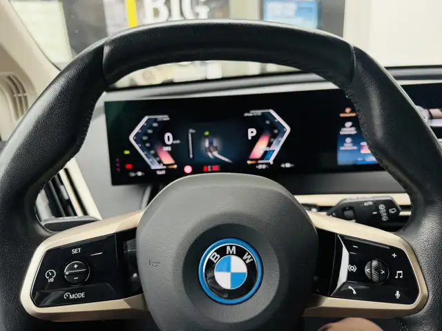 BMW Ix view 13
