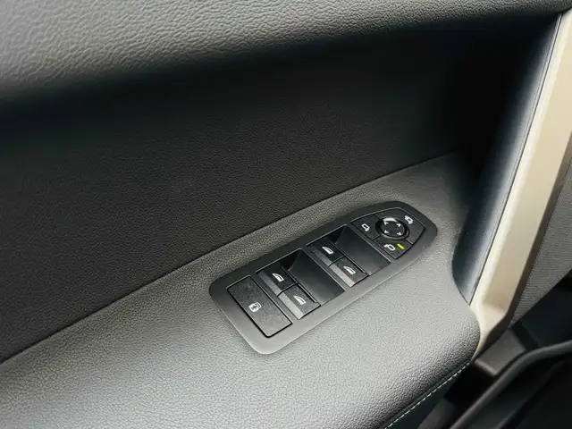 BMW Ix view 17