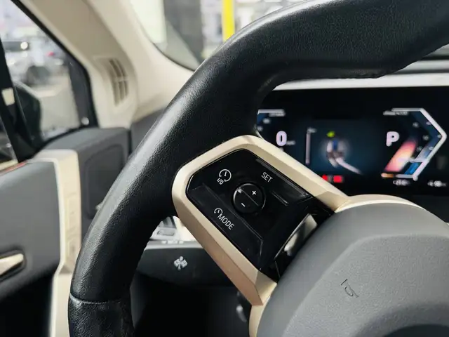 BMW Ix view 15