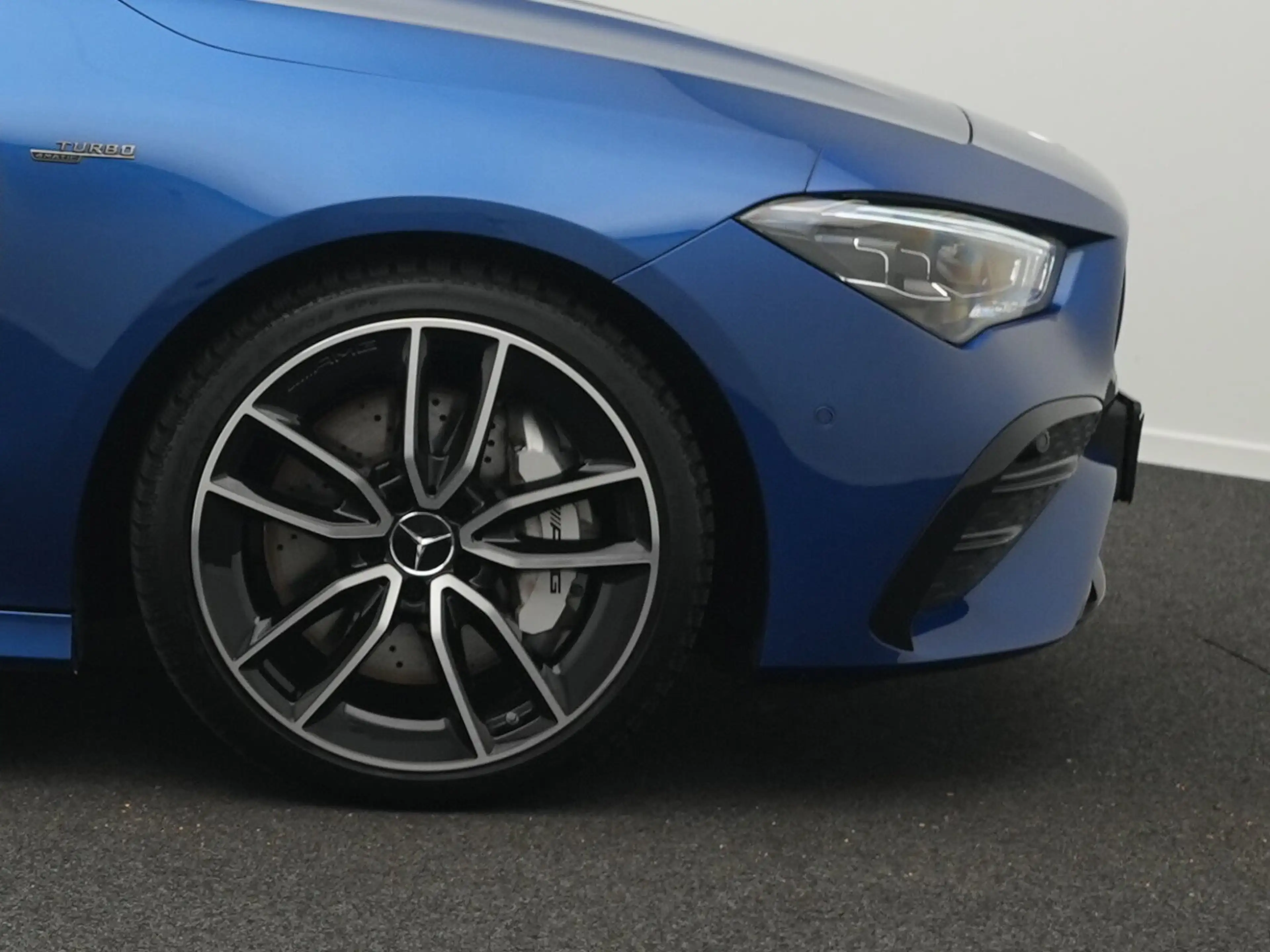 Mercedes-Benz CLA 35 AMG CLA 35 AMG 4M Cpe Multi+Night+Keyless+Totw Premium — photo 8