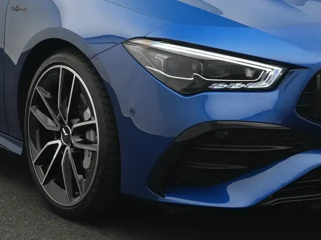 Mercedes-Benz Cla view 9