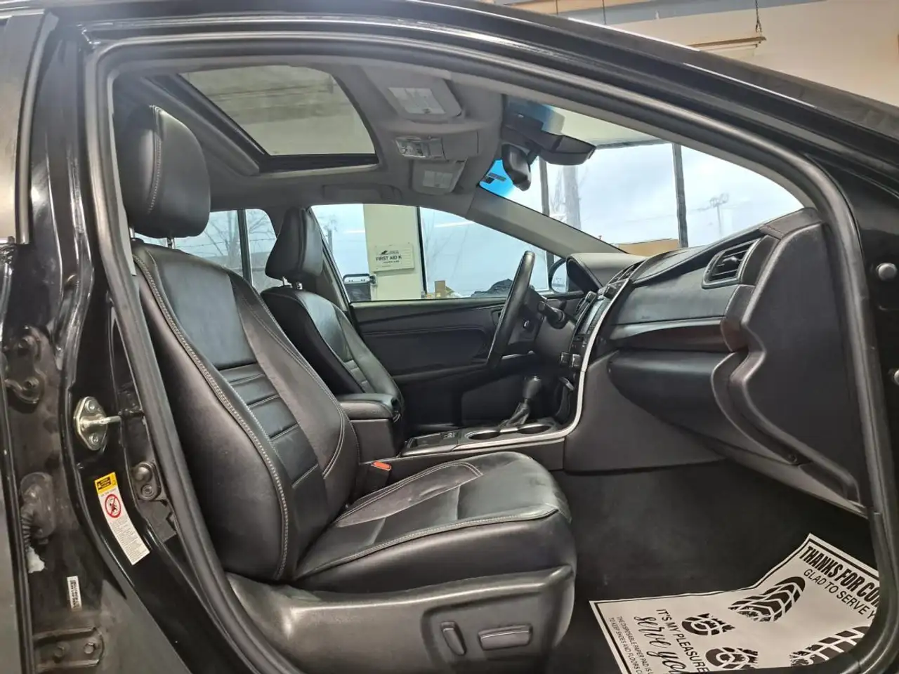 Toyota Camry снимка Toyota Camry
