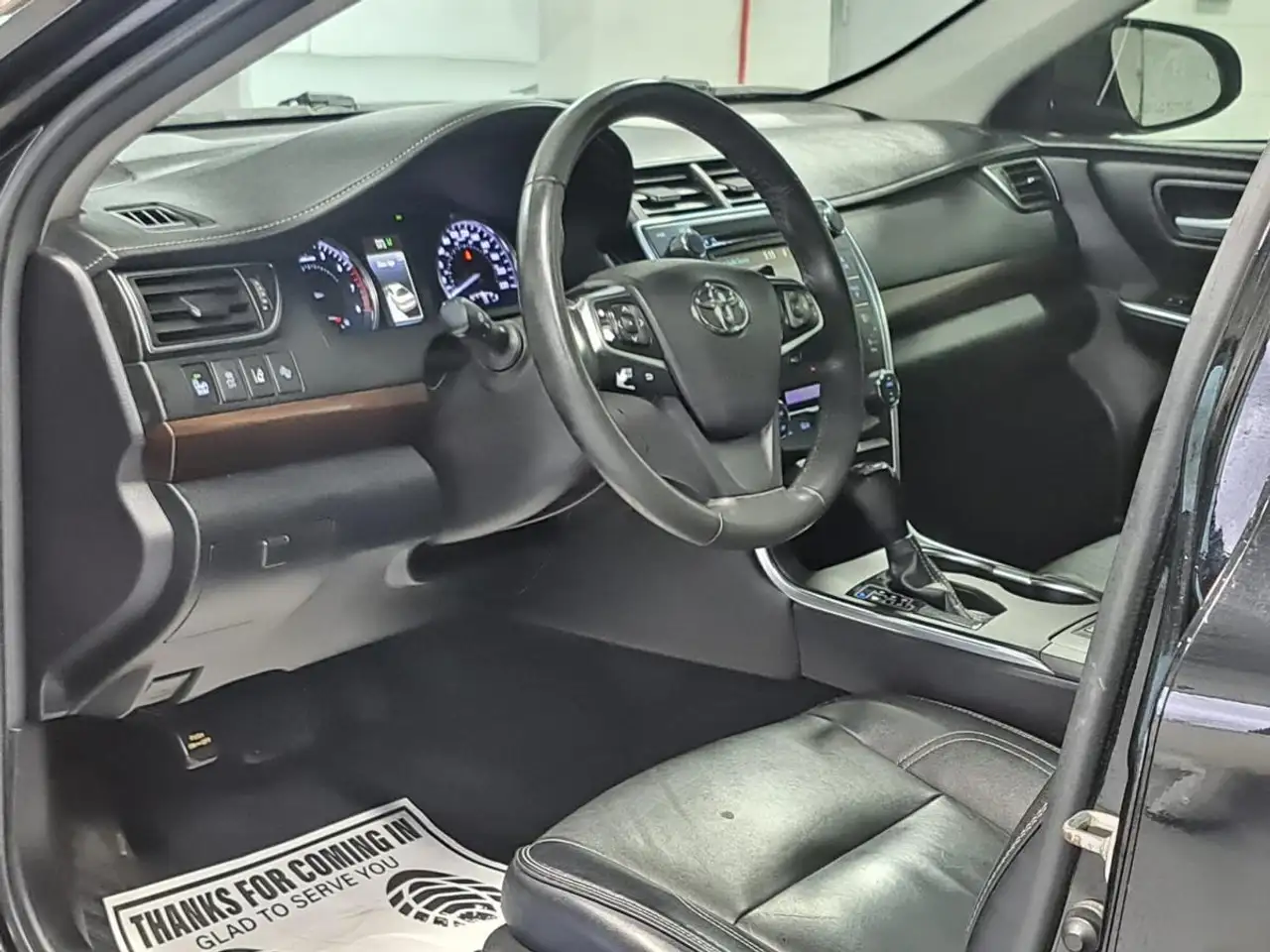 Toyota Camry снимка Toyota Camry