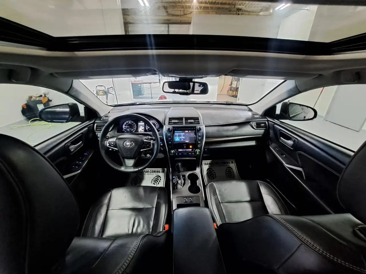 Toyota Camry снимка Toyota Camry