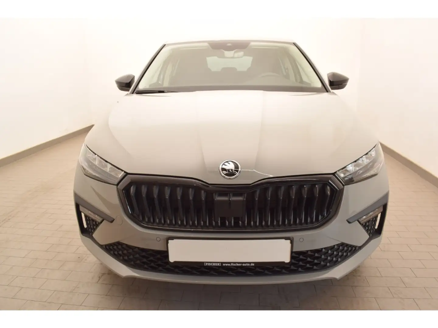 Skoda Scala 1.0TSI DSG Selection LED Navi SHZ Vorber. AHK Grau - 2