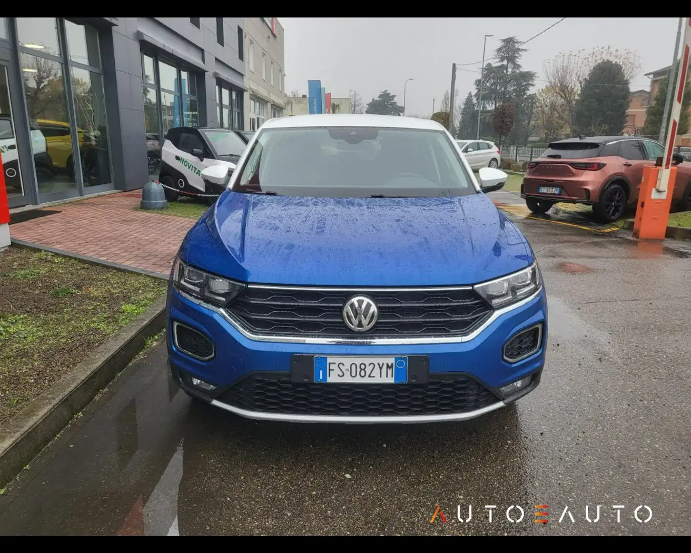 Volkswagen T-Roc 1.0 tsi Style 115cv Blu/Azzurro - 2
