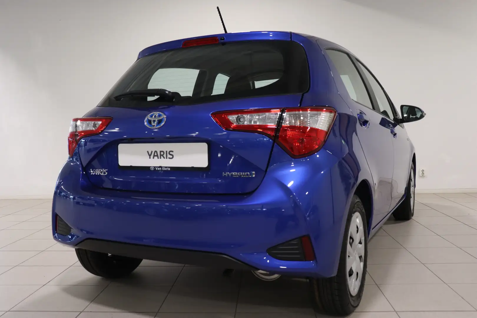 Toyota Yaris 1.5 Hybrid Active, Gratis 5 Jaar Fabrieksgarantie, Blauw - 2