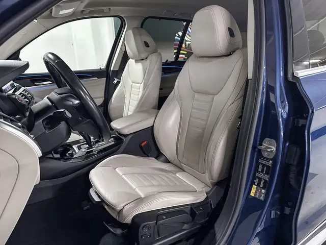 BMW X3 view 9
