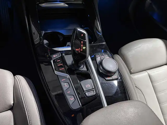 BMW X3 view 14