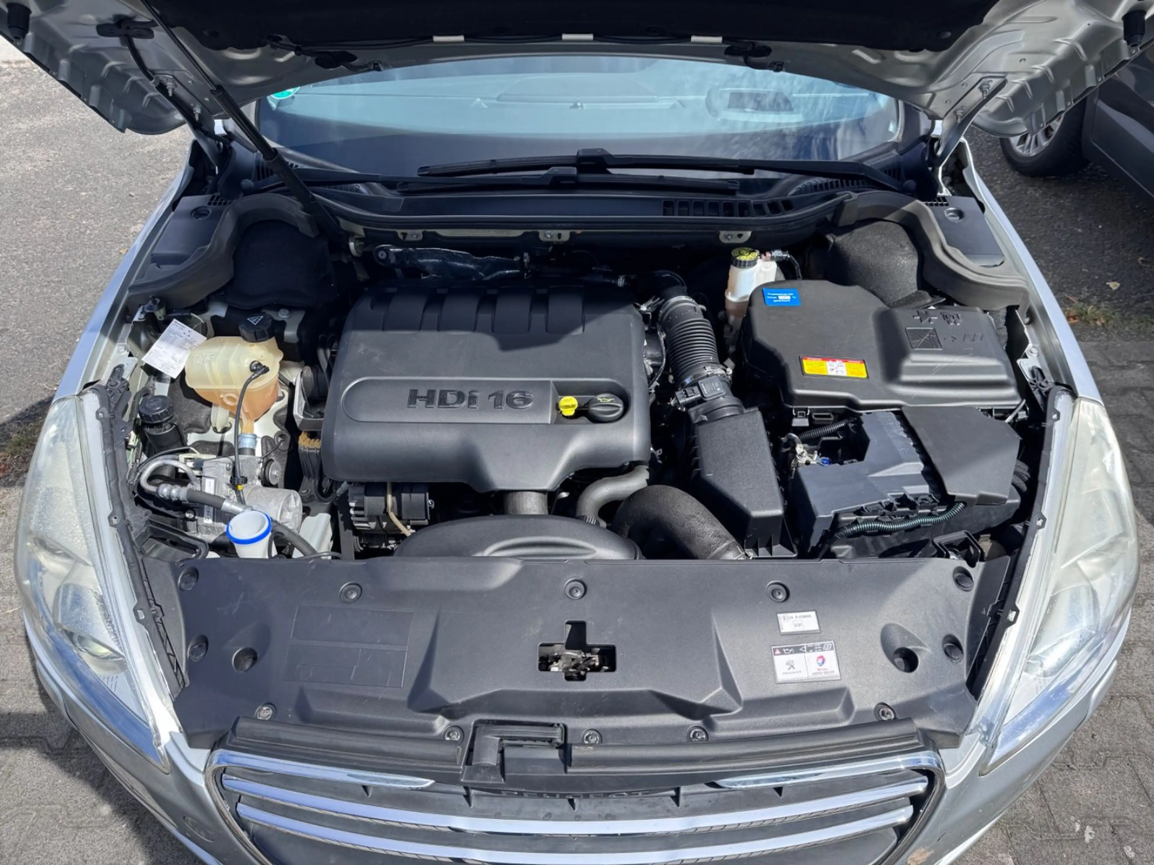 Peugeot 508 2.0 HDi Allure — photo 15