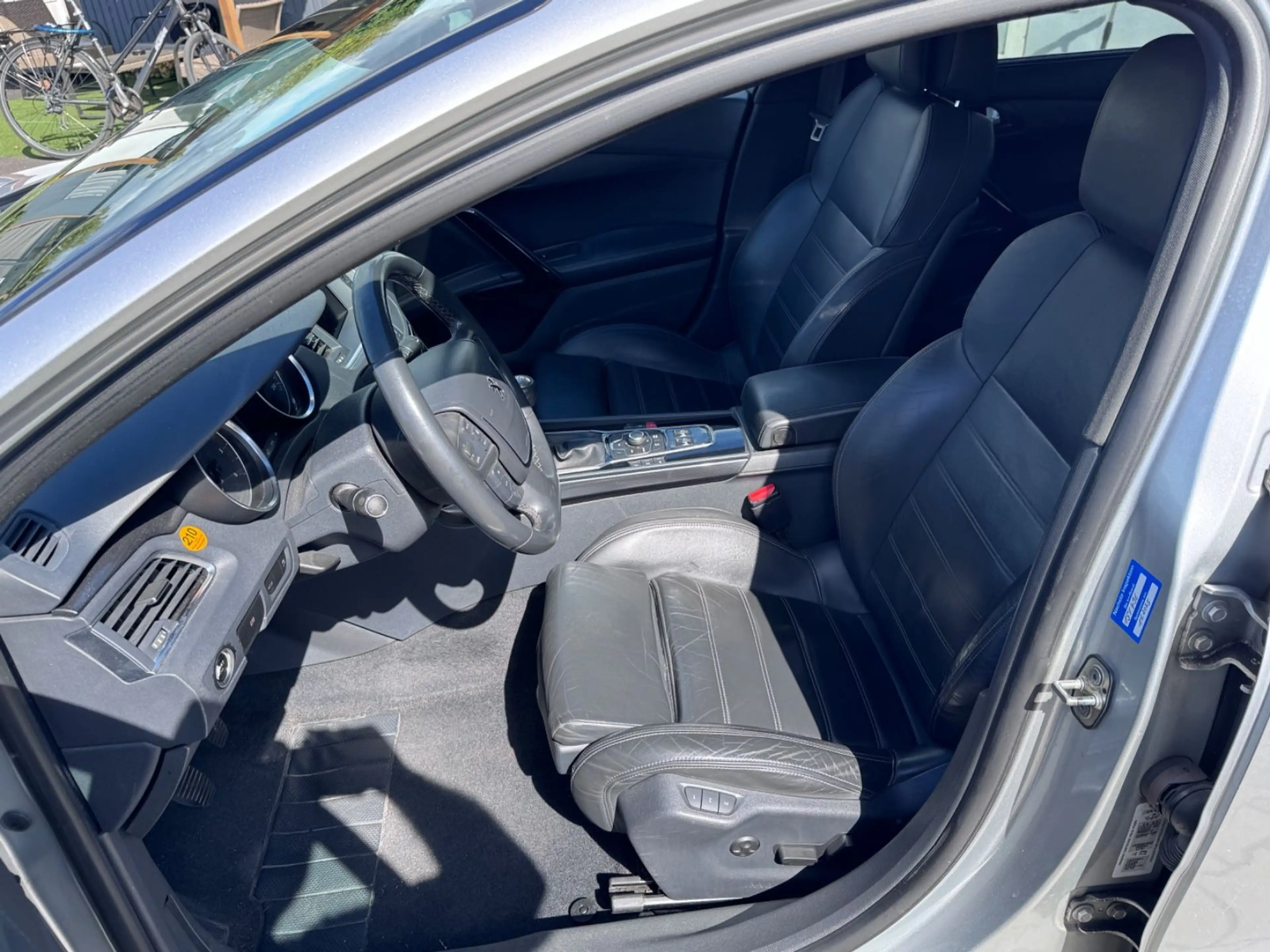 Peugeot 508 2.0 HDi Allure — photo 11