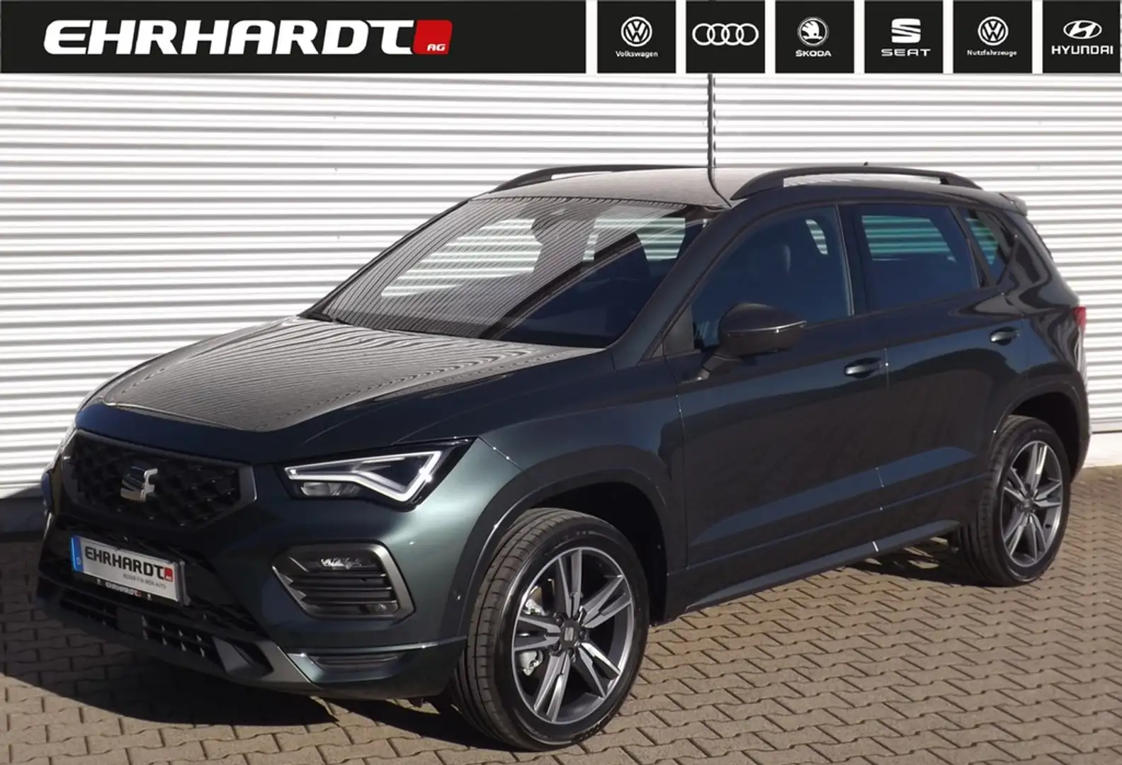 SEAT Ateca 1.5 TSI ACT DSG FR AHK*VIRTUAL*BEH.FRONT*NAVI*L... Grün - 1