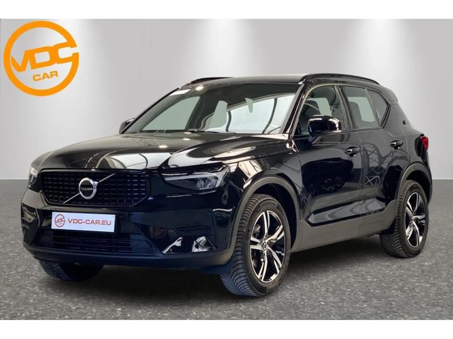 Volvo XC40 PLUS DARK GEARTRONIC Noir - 1