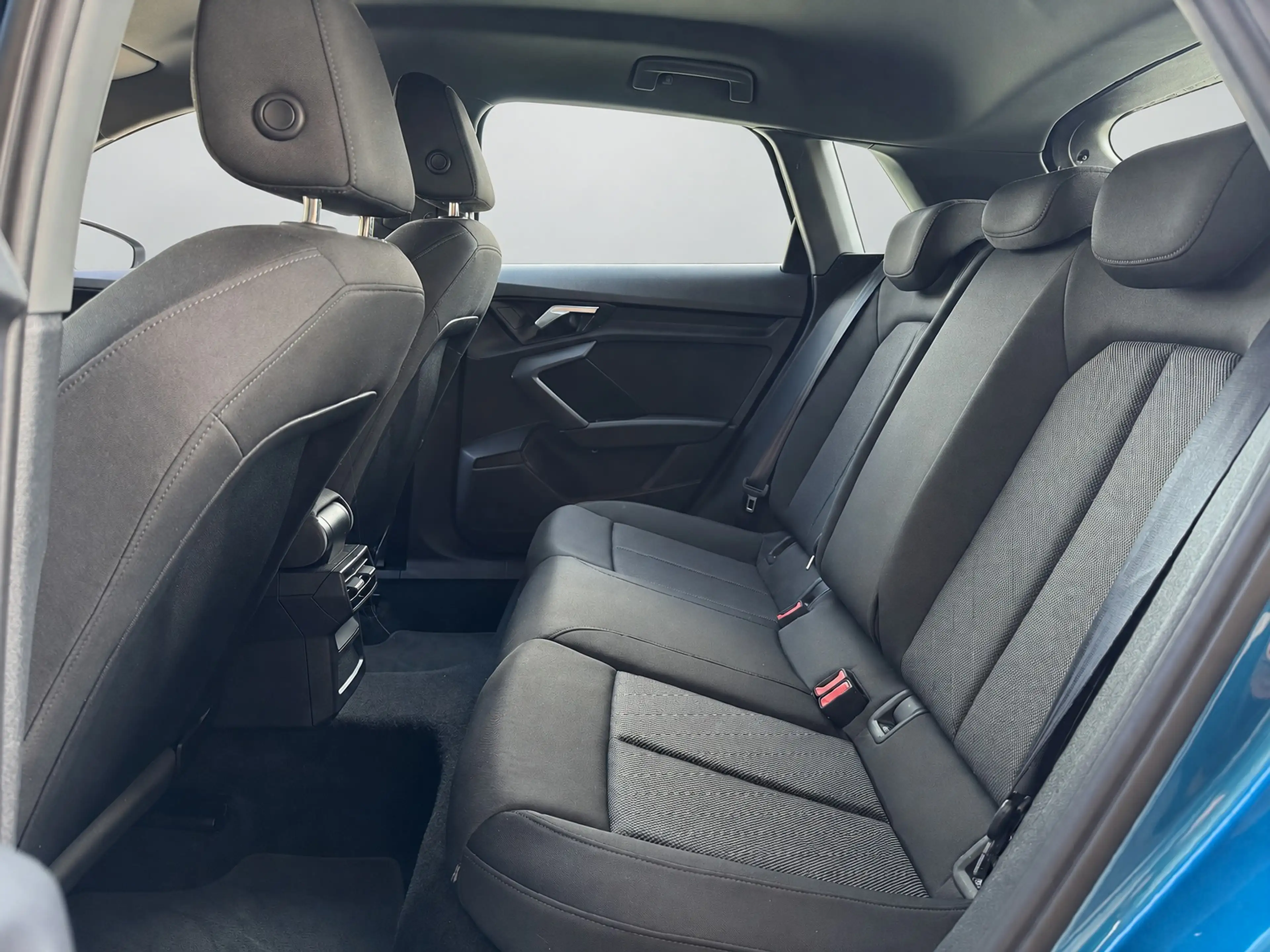 Audi A3 Sportback 30 TFSI PRO LINE VIRTUAL/NAVI/CRUISE/CAR — photo 12