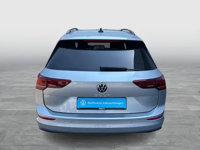 Volkswagen Golf view 5