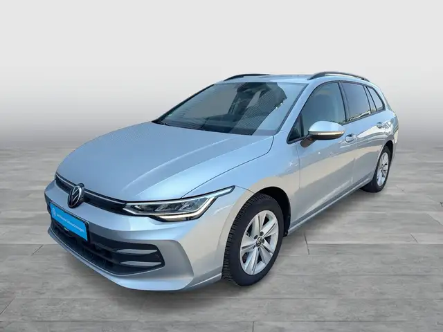 Volkswagen Golf view 2