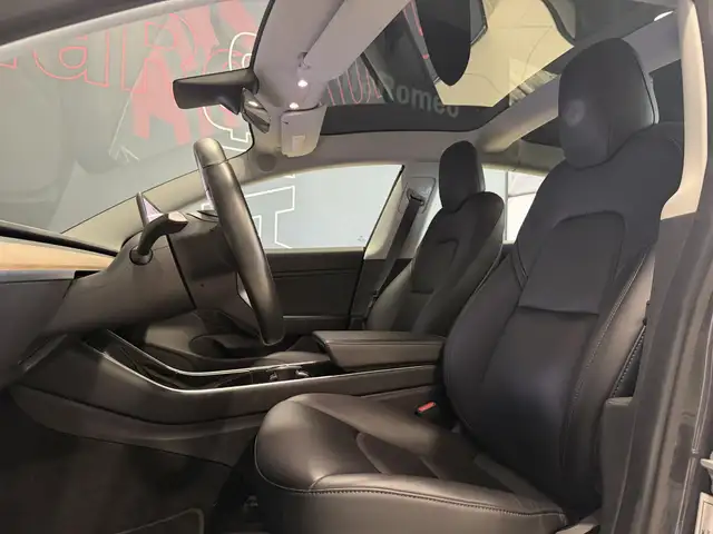 Tesla Model 3 view 9