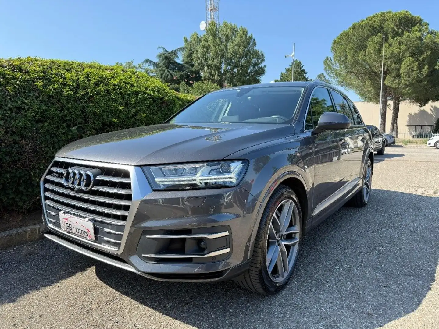Audi Q7 50 TDI quattro Business Plus DISP. A SETTEMBRE Grijs - 2