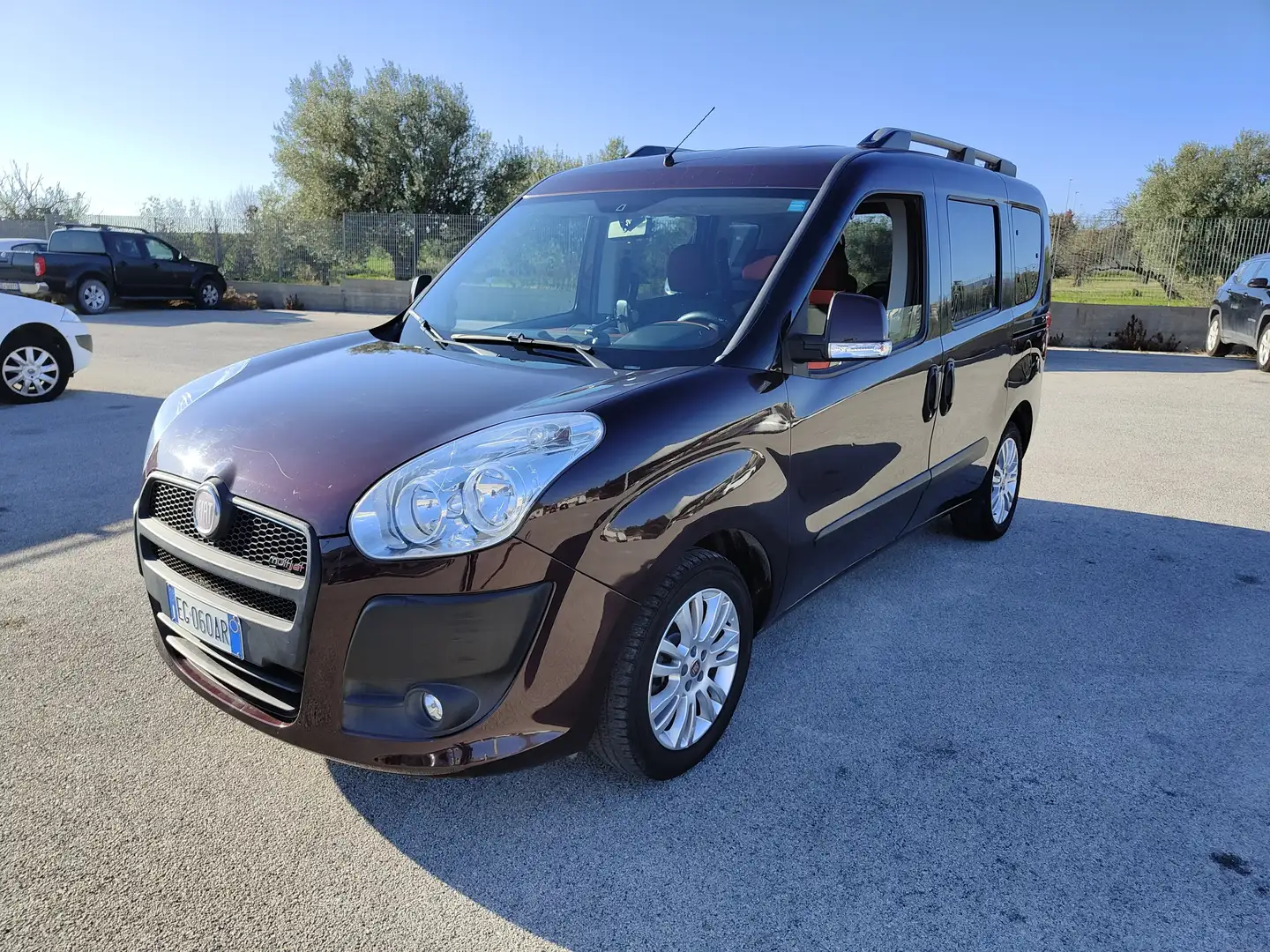 Fiat Doblo Doblo II 2010 1.6 mjt 16v Emotion Rosso - 1