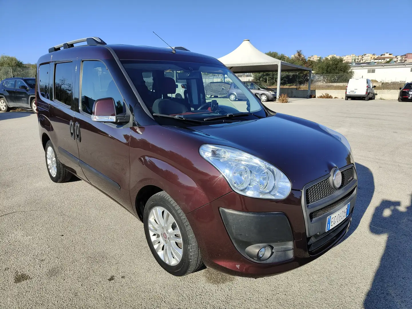 Fiat Doblo Doblo II 2010 1.6 mjt 16v Emotion Rosso - 2
