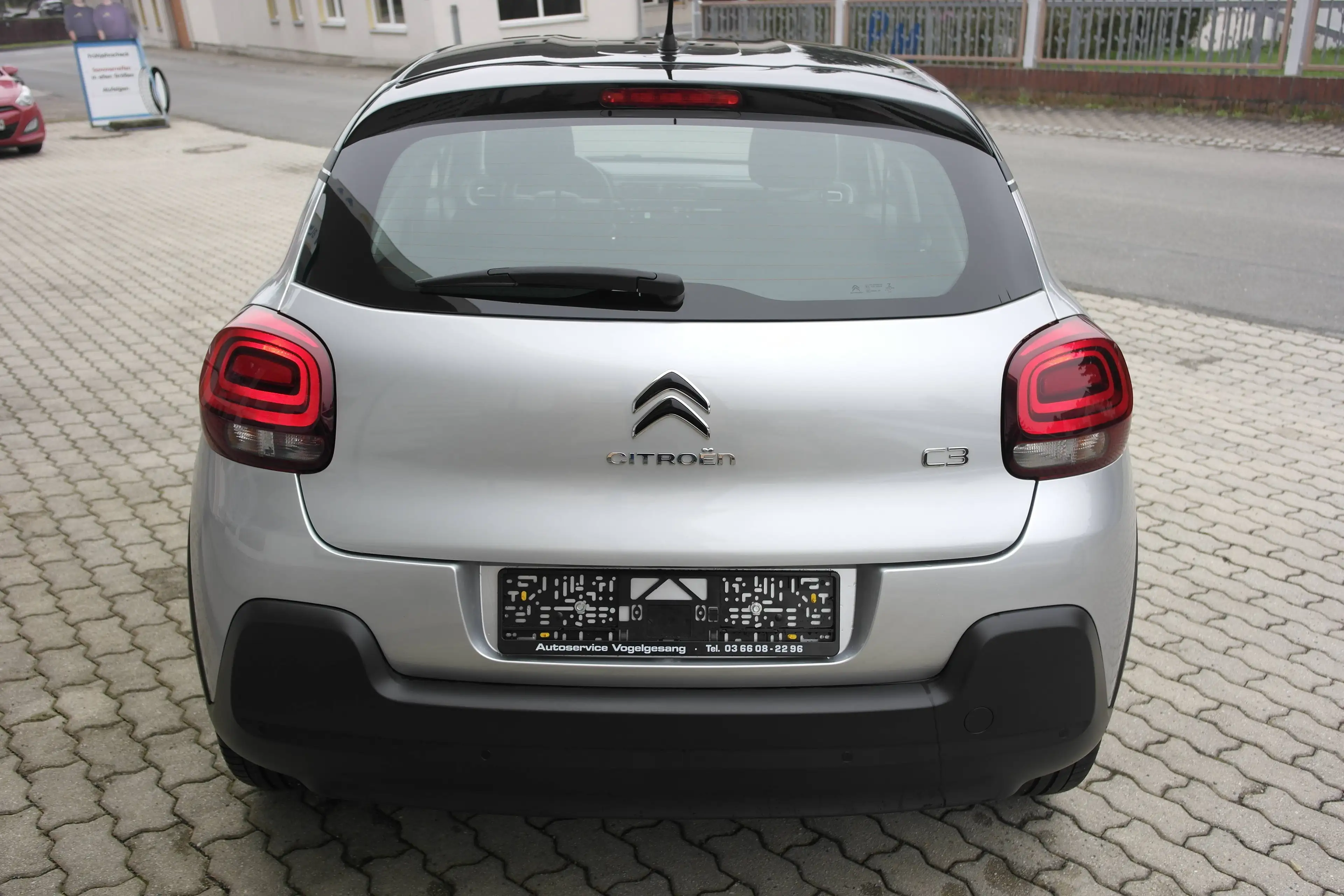 Citroen C3 Shine, Tempomat, Klimaautomatik — photo 3