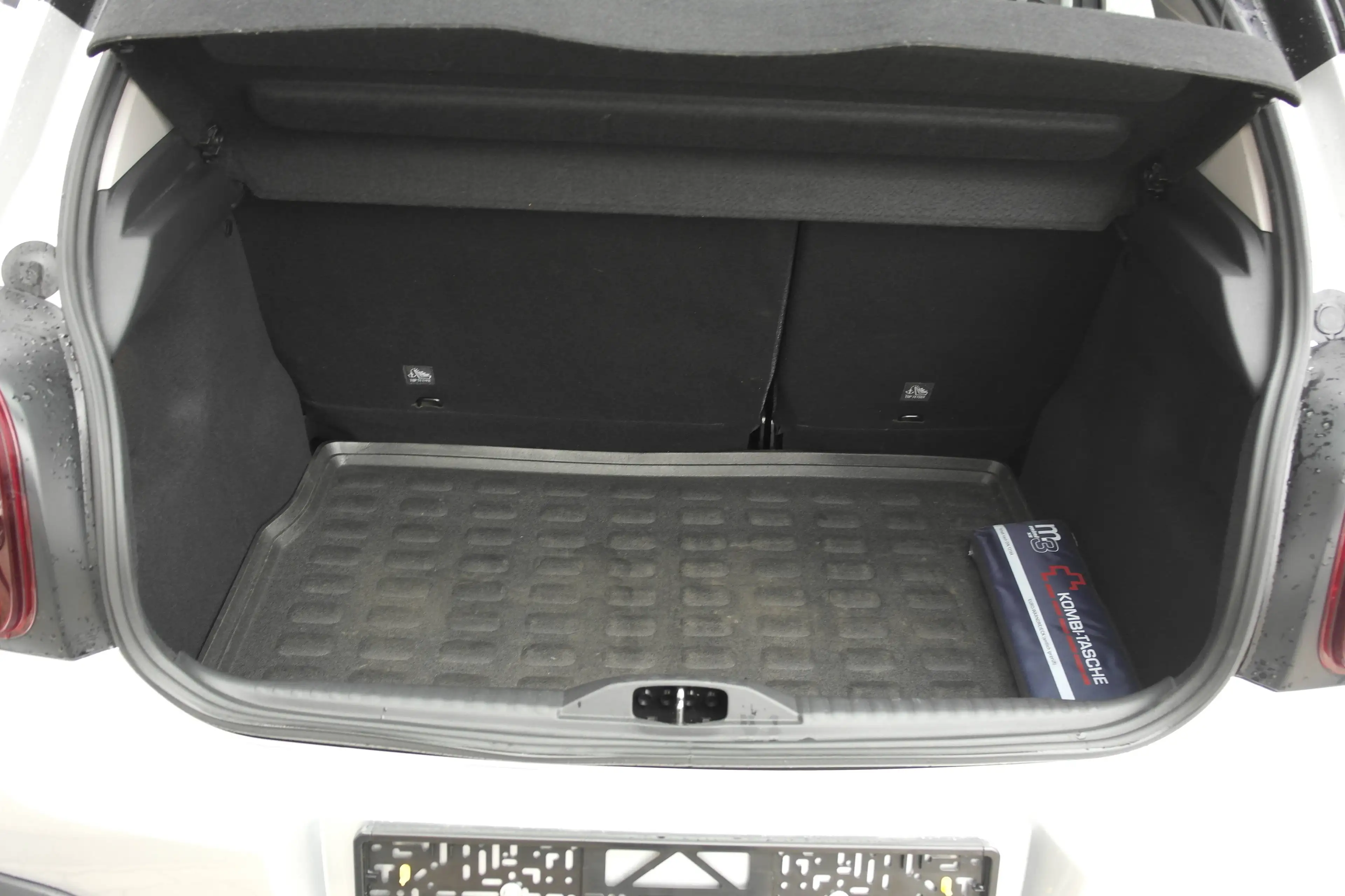 Citroen C3 Shine, Tempomat, Klimaautomatik — photo 4