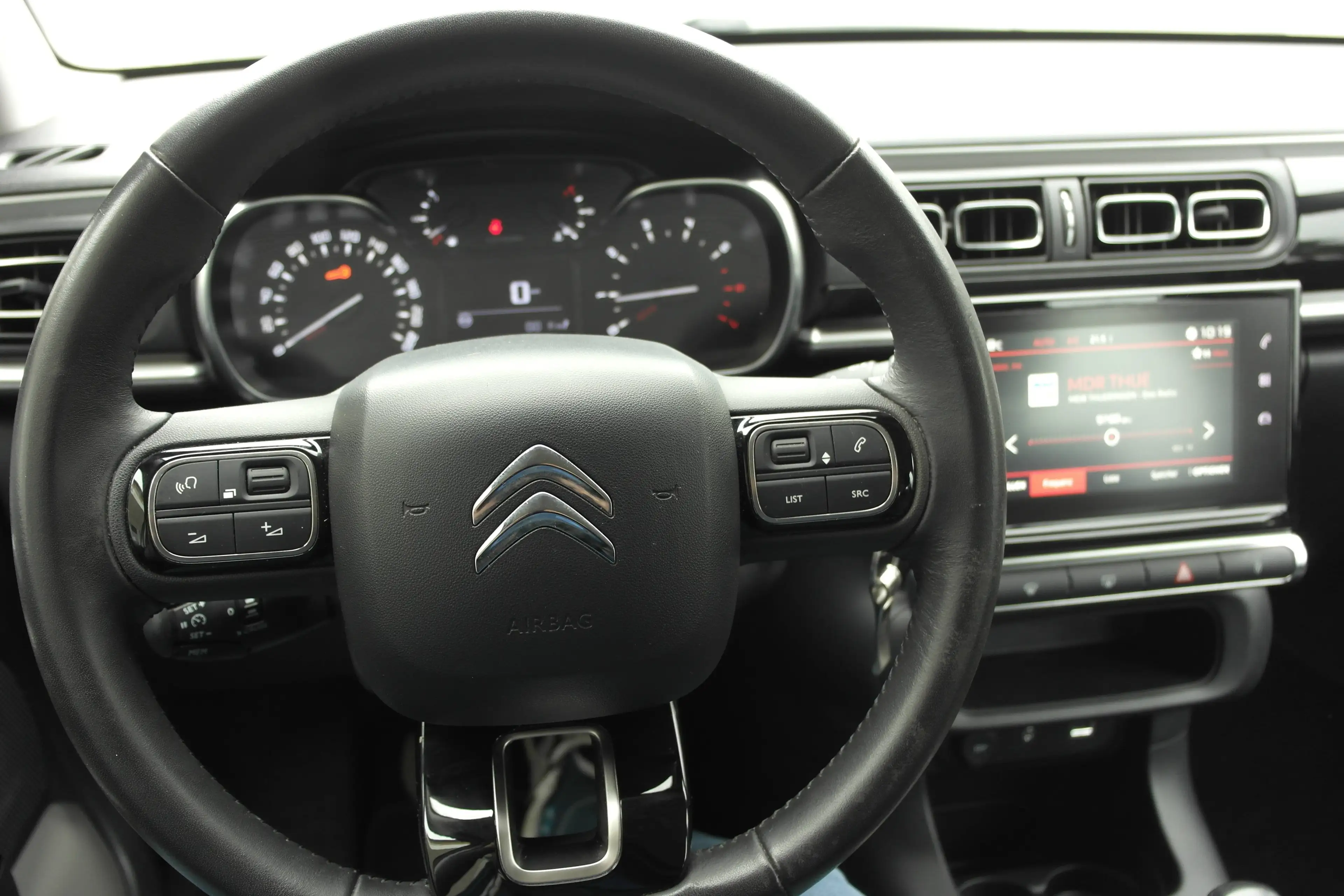Citroen C3 Shine, Tempomat, Klimaautomatik — photo 9
