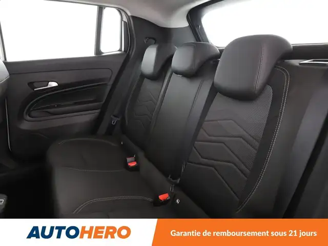 Jeep Avenger view 14