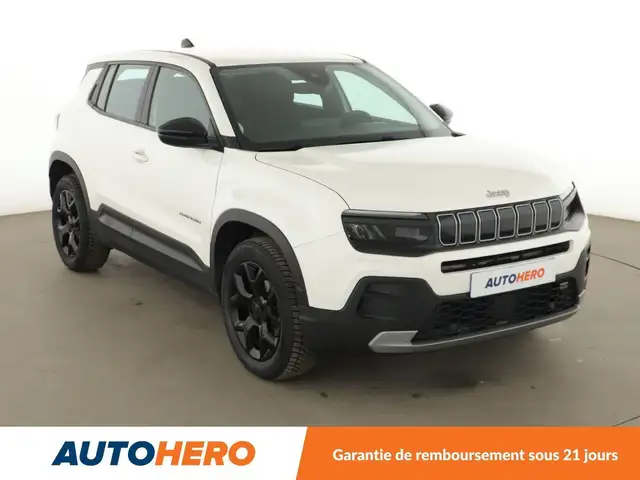 Jeep Avenger view 8