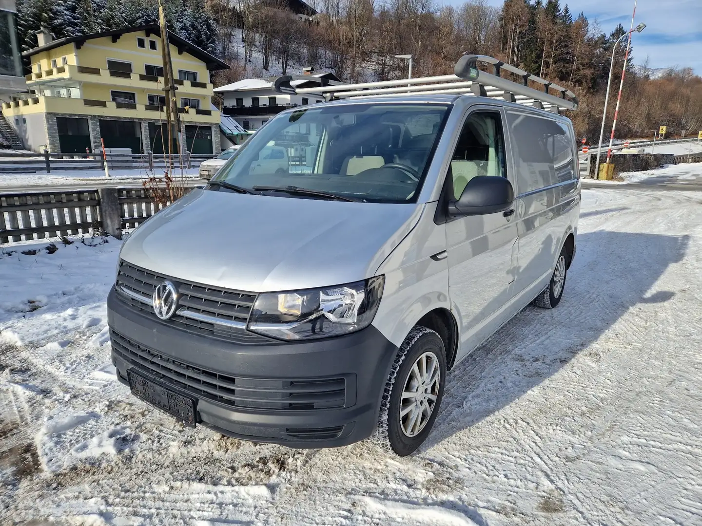Volkswagen T6 Transporter Kasten Grau - 1