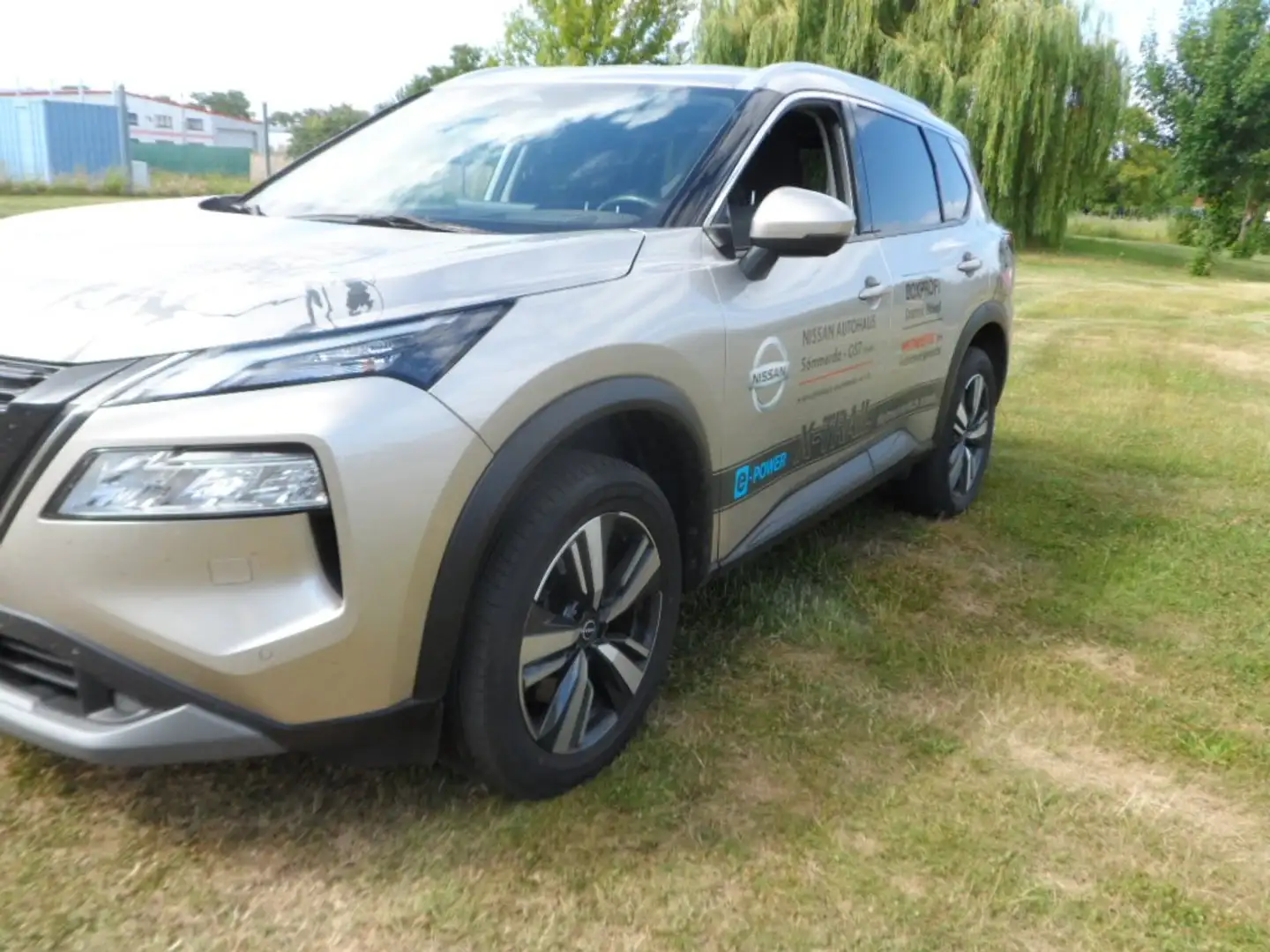 Nissan X-Trail e-power N-Connecta Grau - 2