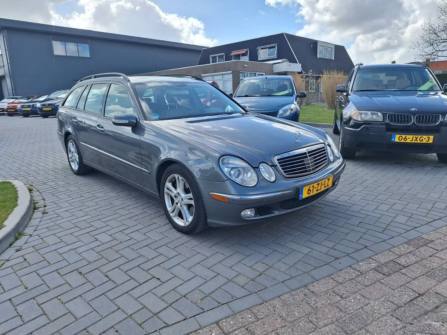 Mercedes-Benz E 500 Combi Elegance 4-Matic / Extreem Comfortabel / 5.0 Gris - 2