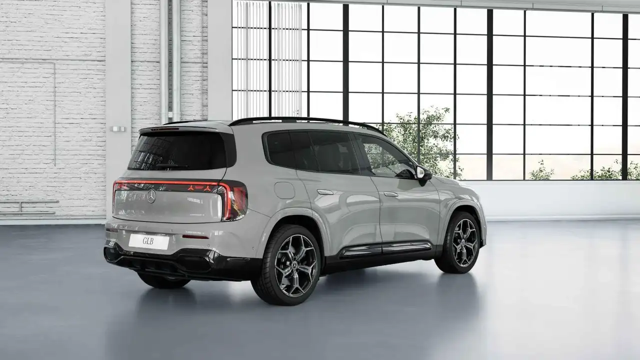 Mercedes-Benz GLB 2026