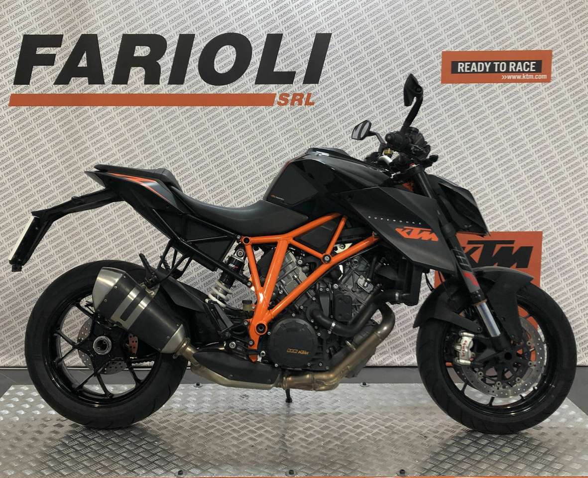 KTM 1290 Super Duke R 2016