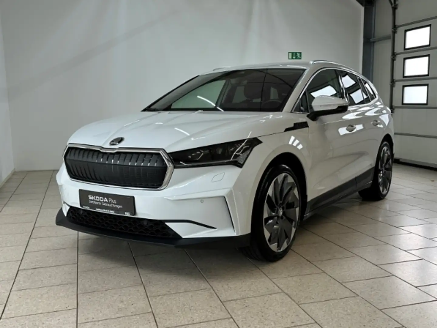 Skoda Enyaq 80 Suite Navi ACC AHK Wärmepumpe Matrix Weiß - 2