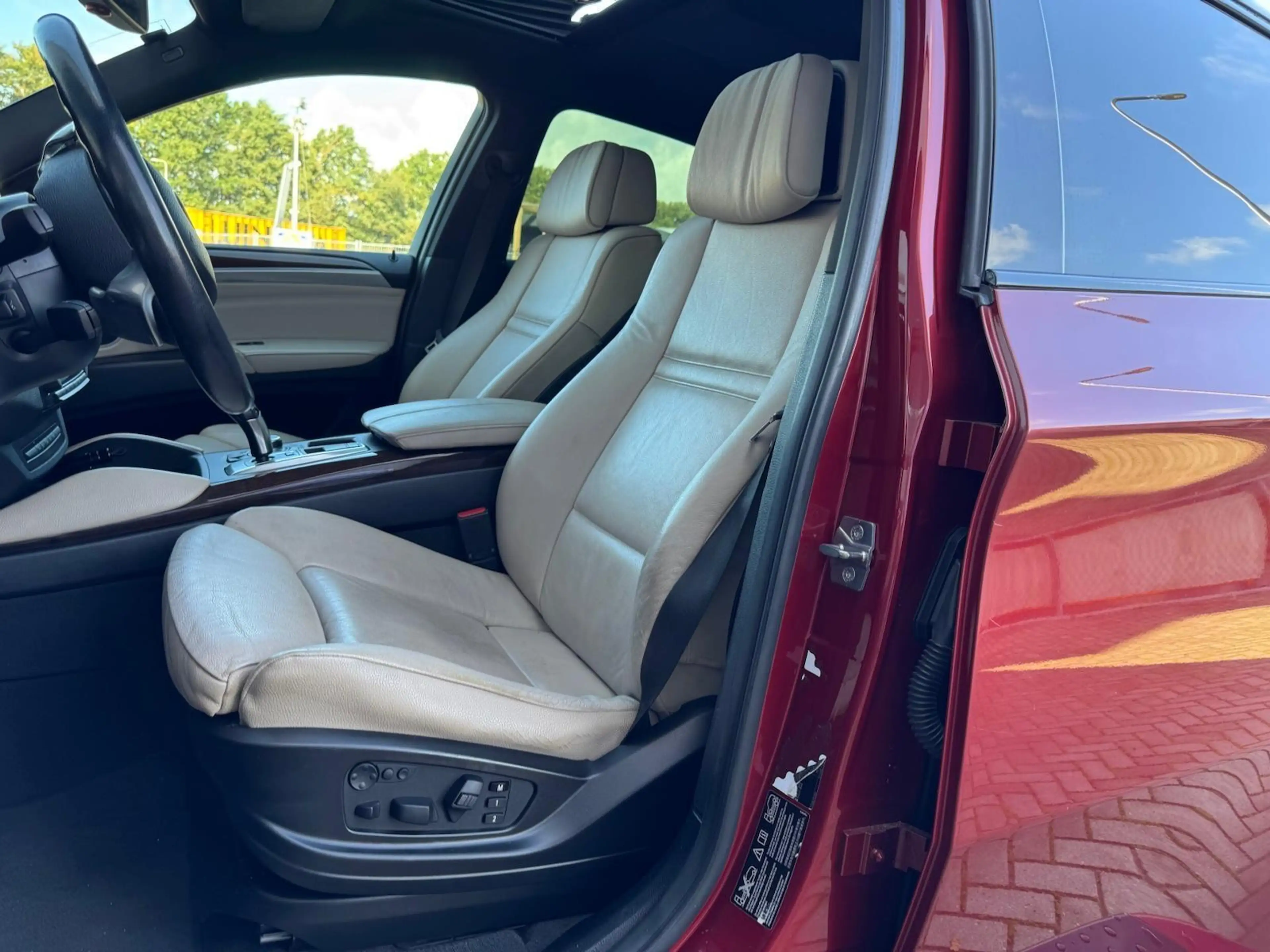 BMW X6 xDrive50i High Executive | Panorama | Leder | Xeno — photo 6