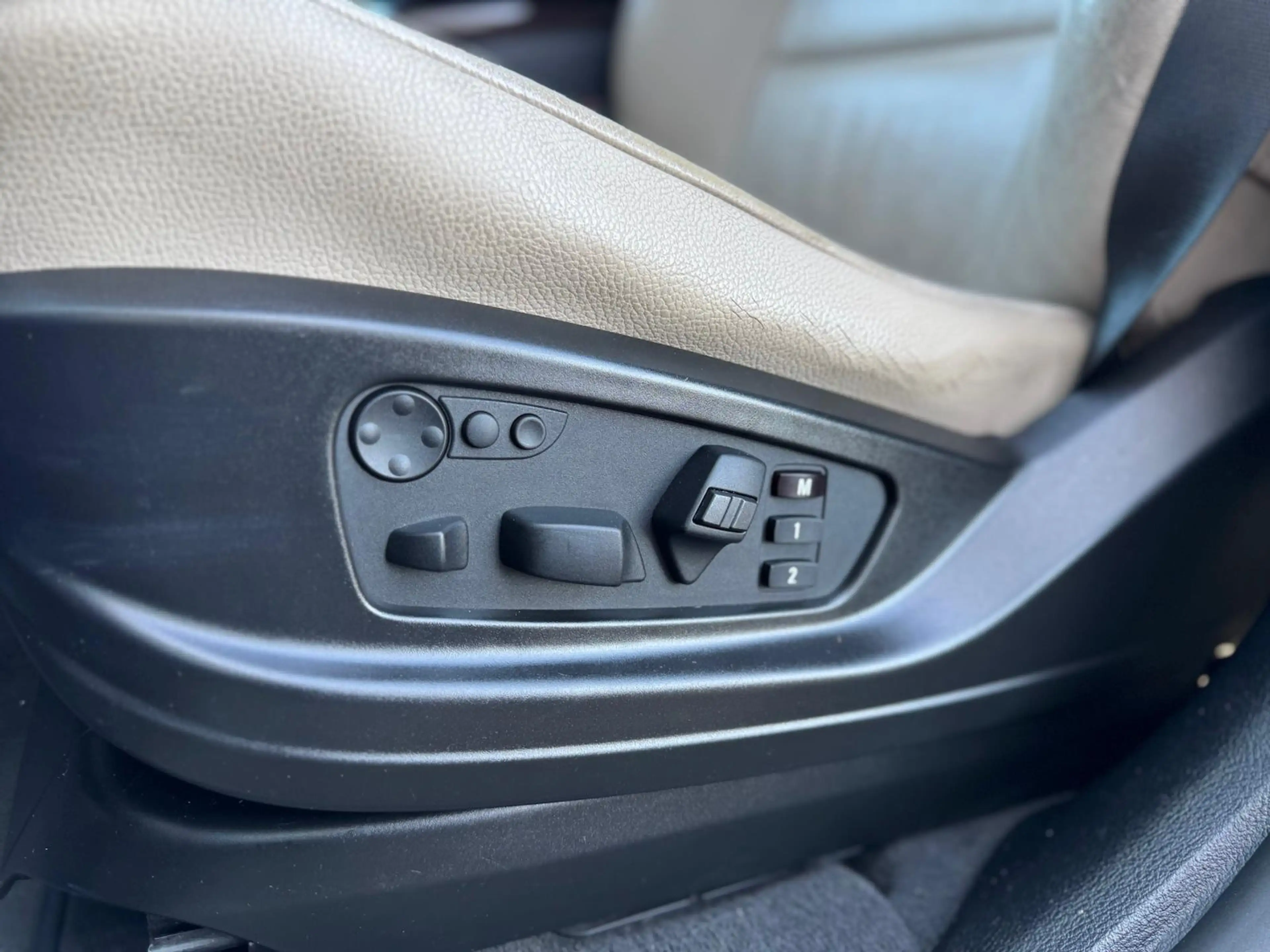 BMW X6 xDrive50i High Executive | Panorama | Leder | Xeno — photo 7