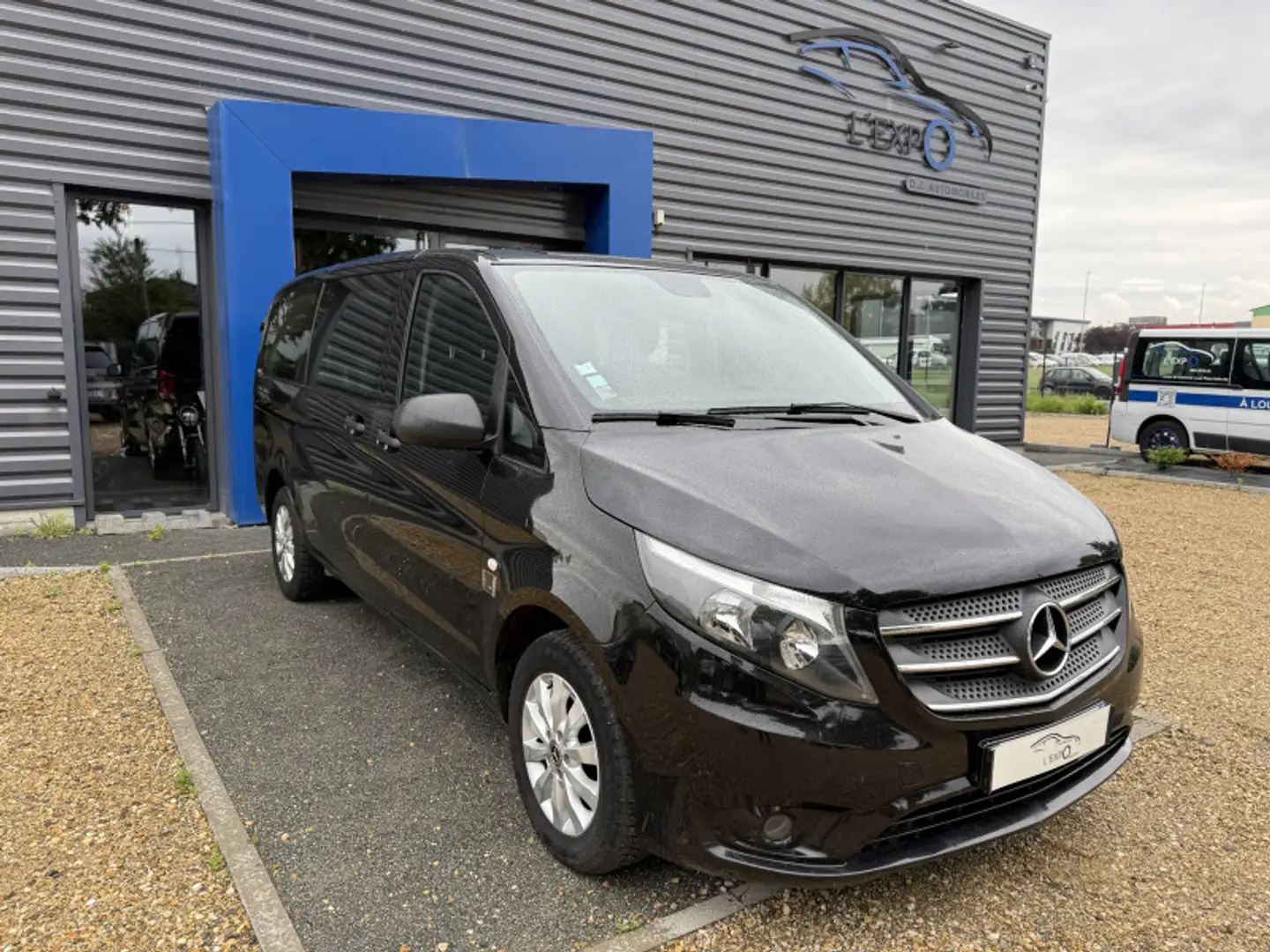 Mercedes-Benz Vito 114 CDI MIXTO LONG SELECT E6 PROPULSION Noir - 1