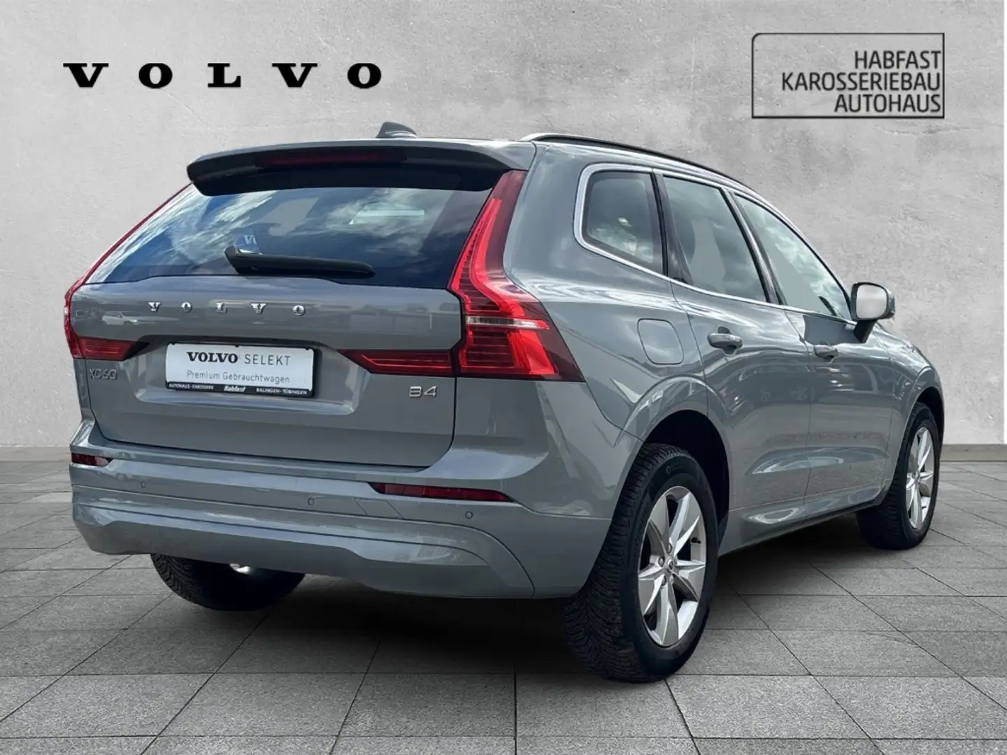 Volvo XC60 Core B4 Mild-Hybrid 2WD Grau - 2