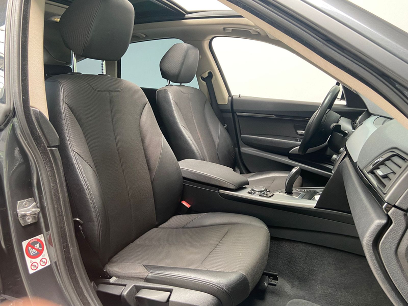 BMW 320 Panorama 360Kamera AHK HUD — photo 13