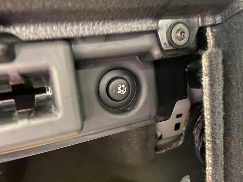 BMW 320 Panorama 360Kamera AHK HUD — photo 8