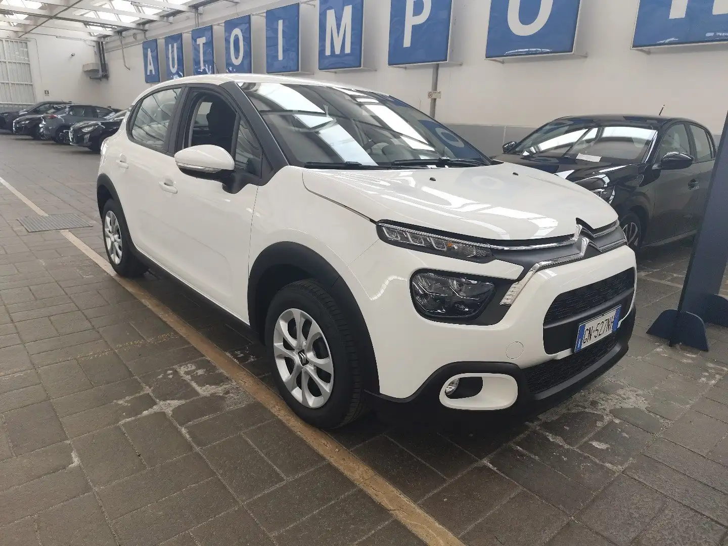 Citroen C3 PureTech 83 S&S You! Bianco - 2