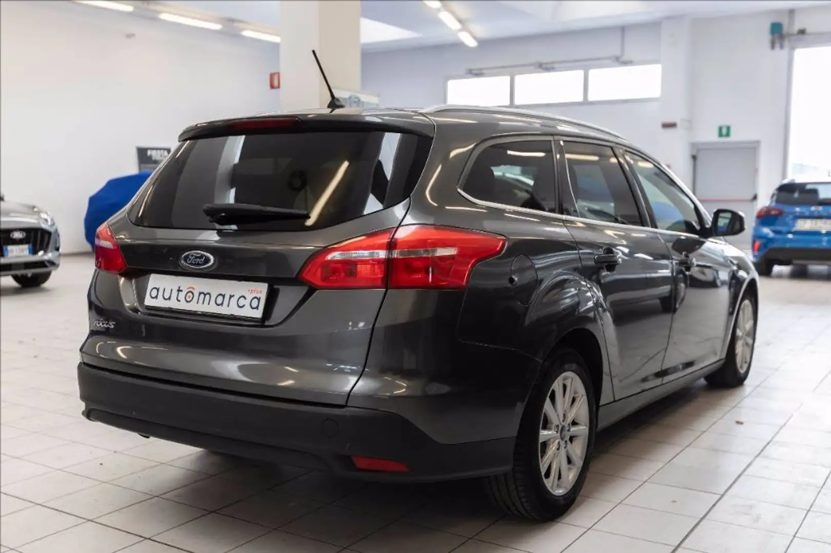 Ford Focus SW 1.5 tdci Titanium s&s 120cv my17 Gri - 2