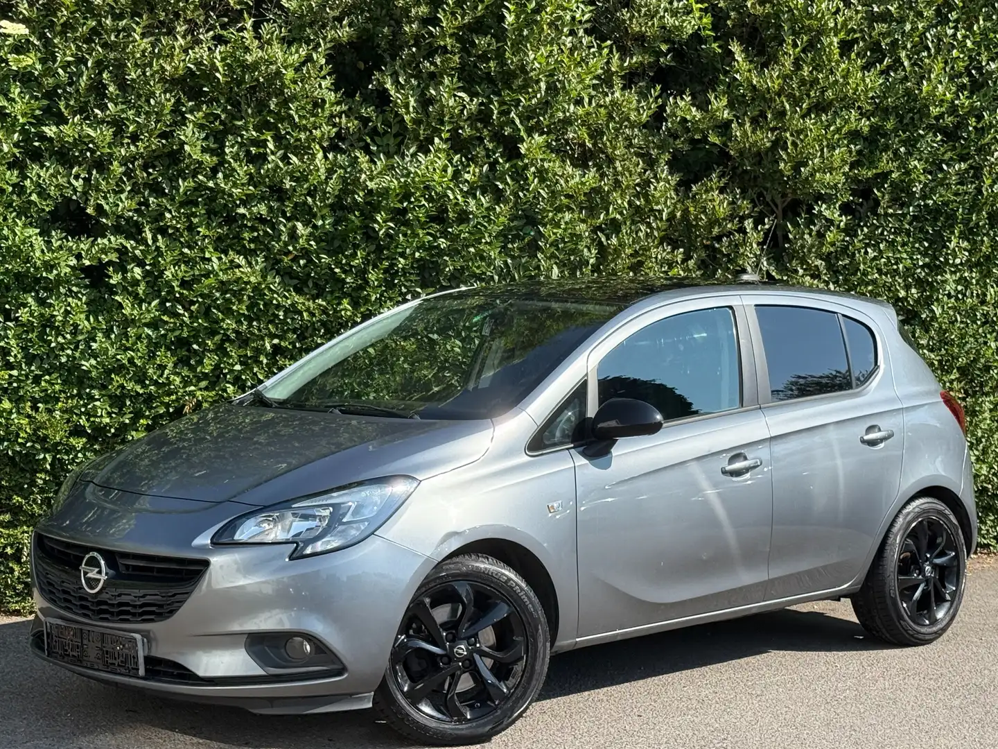 Opel Corsa 1.4 Turbo Black Edition+AIRCO+NAVI+JANTES+EU 6D-T Gris - 1