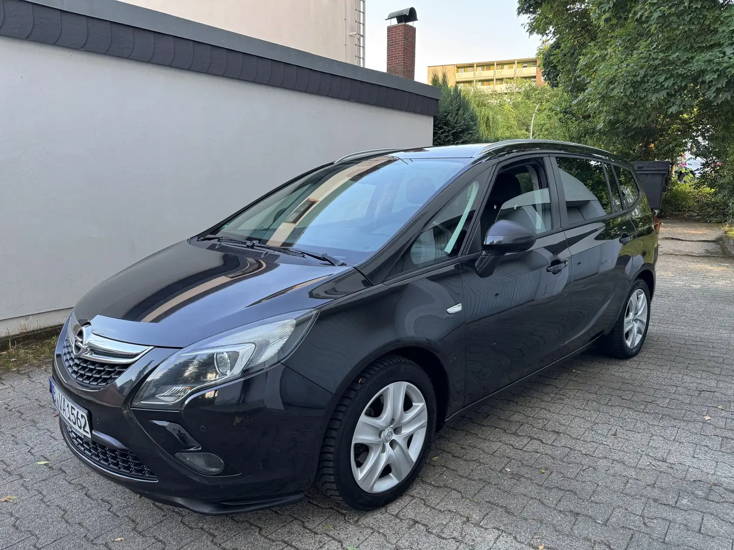 Opel Zafira Tourer 2.0 CDTI Edition 7 Sitzer - 2