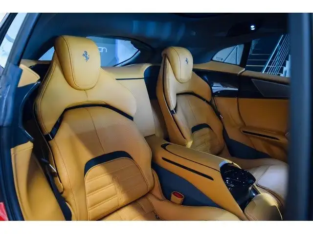 Ferrari Purosangue view 12