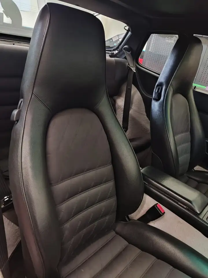 Porsche 944 Coupe 2.5, foto 7